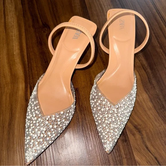 Zara Women's Beige and White Embellished Heels - Picture 3 of 6